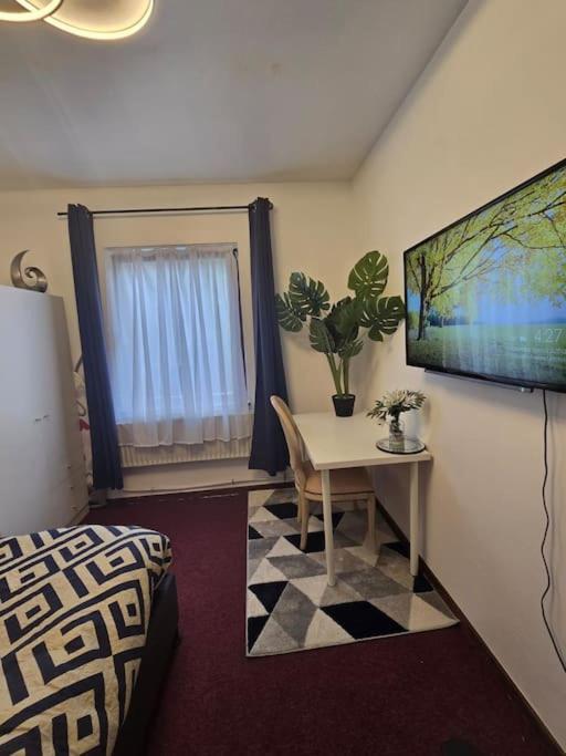 Glamorous Appartement In Brussel Экстерьер фото